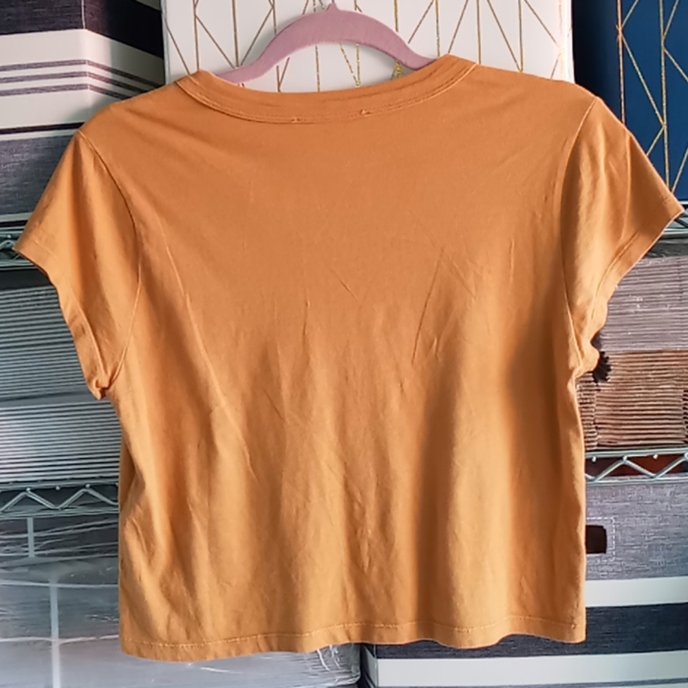 Women's crop top size small - Picture 2 of 2